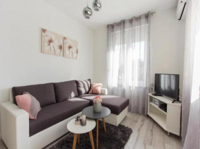 Crystal Apartment